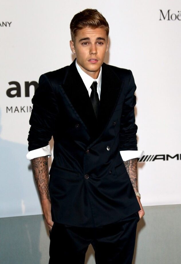 Hottie Alert: Justin Bieber Looks Dapper In These Black Suits, Girls Can’t Stop Drooling - 2