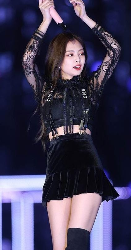 Jennie’s Looks In Mini Outfits Are So Fascinating That Fans Can’t Stop Drooling, See Here - 1