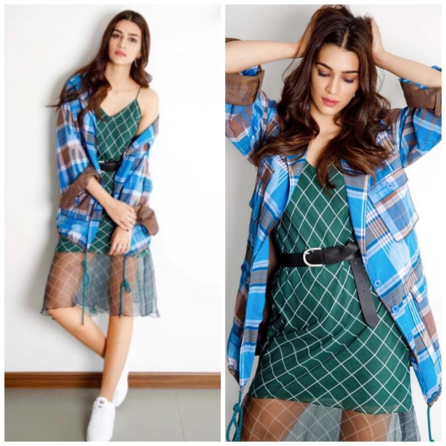 Kangana Ranaut To Kriti Sanon: 5 Divas Who Made Amazing Fashion Statements In Checkered Outfits - 4