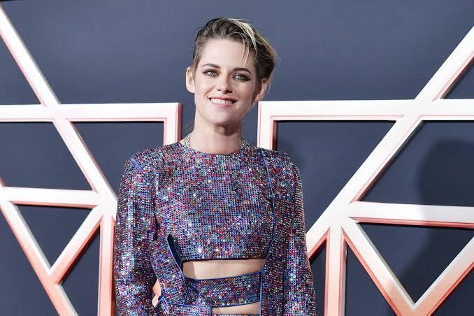 Beauty Personified! Kristen Stewart Is The ‘Trendsetter’ For 2021 & We Swear By These Pics: Have A Look Here - 11