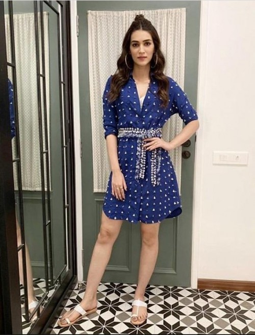 Kriti Sanon’s Belted Dress Looks Are Just Mind-Blowing, Go Check Here - 1