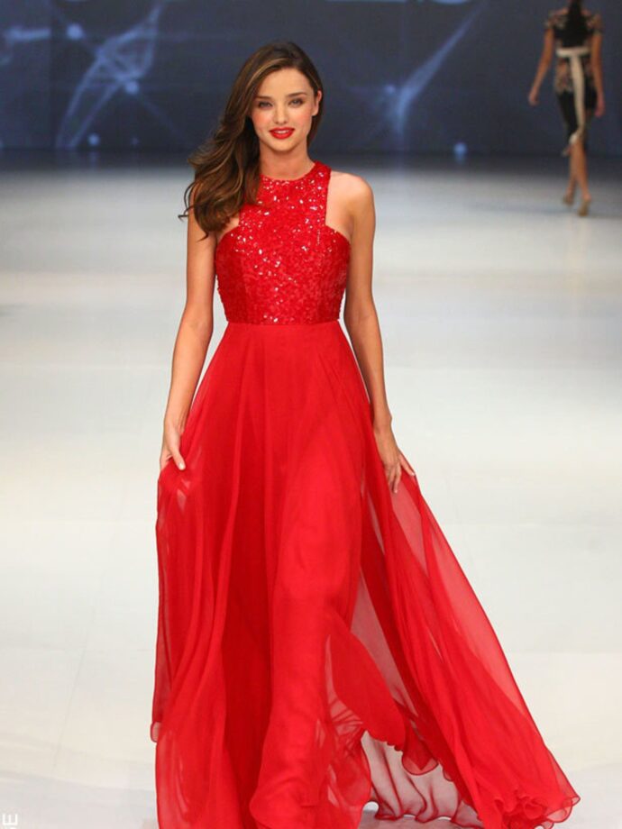 Miranda Kerr’s 3 Dazzling Looks In Gorgeous Gowns - 2