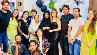 Picture Perfect: Arishfa Khan shares family moment with her fans, photo goes viral