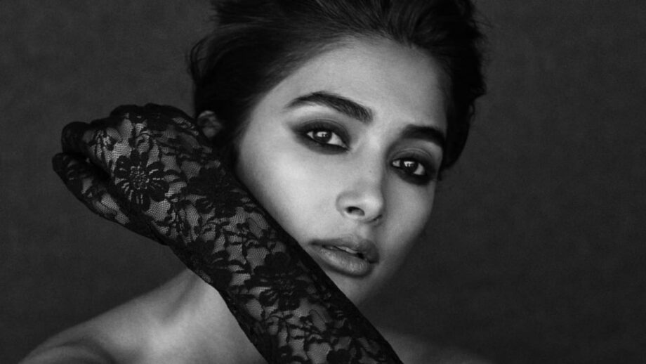 Pooja Hegde Is Unveiling Her Hair Skin And Beauty Tip, Do Watch This Video 379257