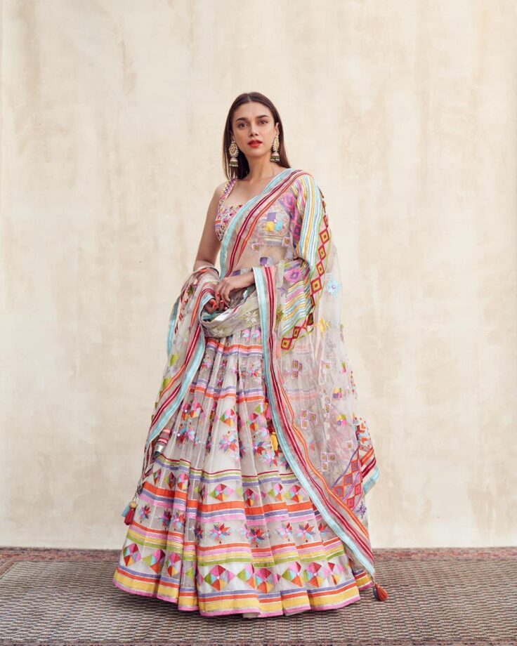 Regal Desi Looks Of Aditi Rao Hydari In Lehenga, Go Check It Here - 2