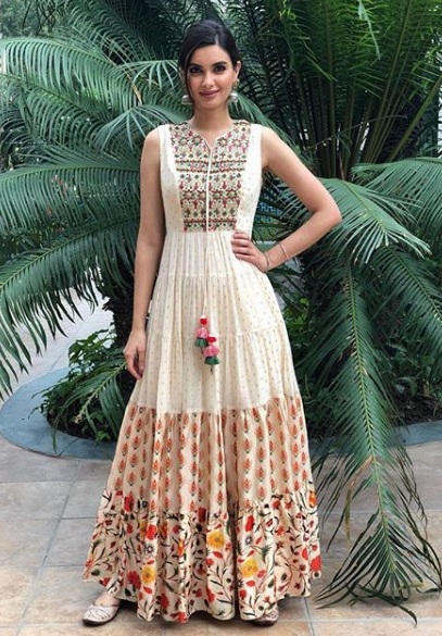 Regal Looks Of Diana Penty In Ethnic Wear - 0