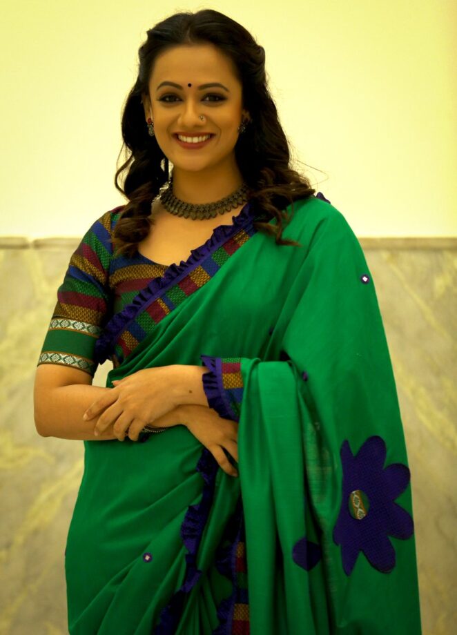 Times Marathi Diva Spruha Joshi Proved Sartorial Excellence Begins With Saree - 3