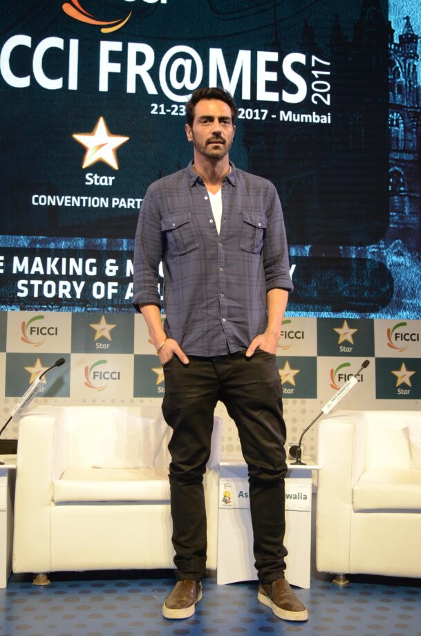 These Are The Most Stunning Looks Of Arjun Rampal Rocking Casual To Traditional Outfits - 1