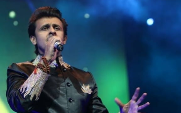 Throwback To Best Traditional Attire Looks Of Music King, Sonu Nigam - 1