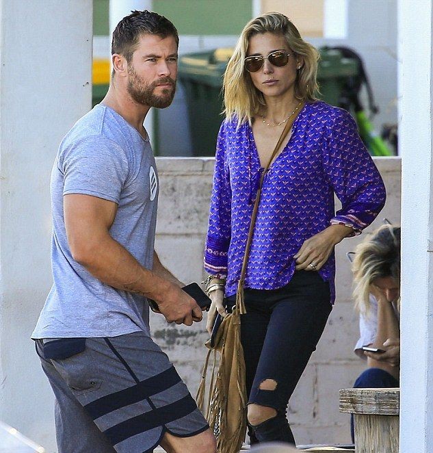 Times When Chris Hemsworth Was Spotted With Wife On Street - 1