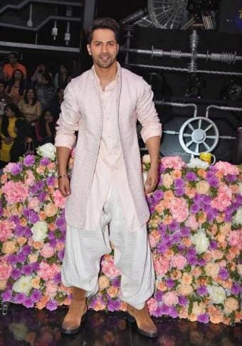 Varun Dhawan’s Striking Looks In Dhoti Are Just Hot - 1