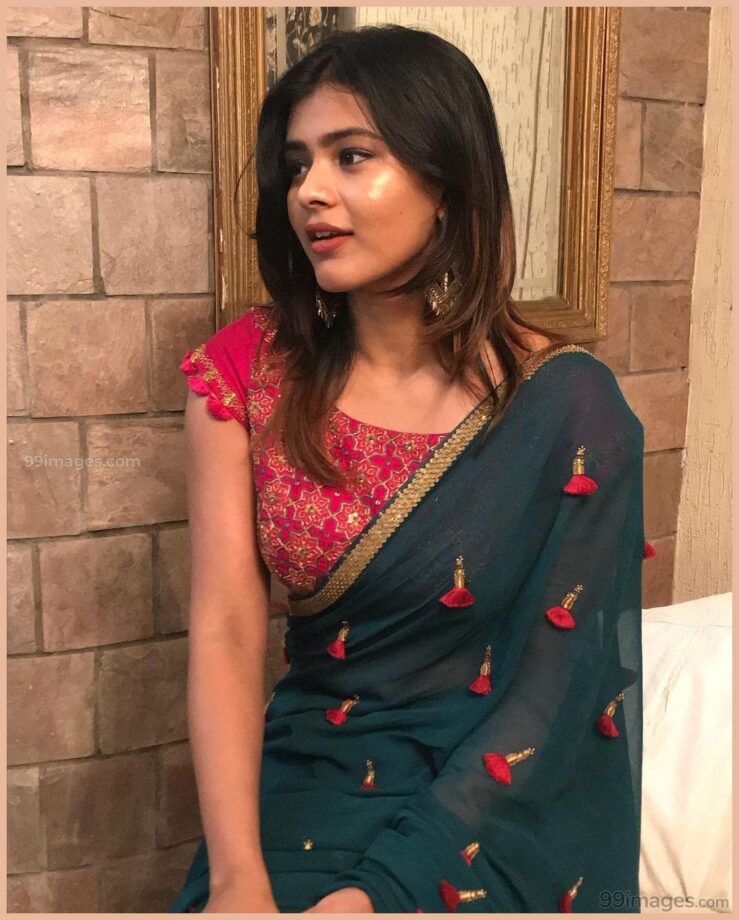 Wanna Make Stylish Fashion Statements? Cues From Hebah Patel For Gorgeous Blouse Designs - 0