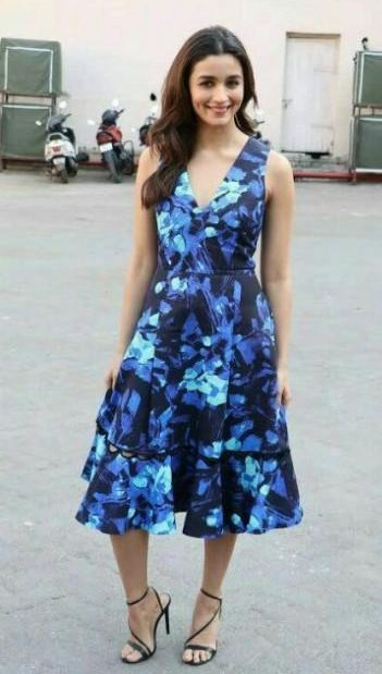 Which Floral Dress Of Alia Bhatt Would You Like To Steal For Your Brunch Date? - 3