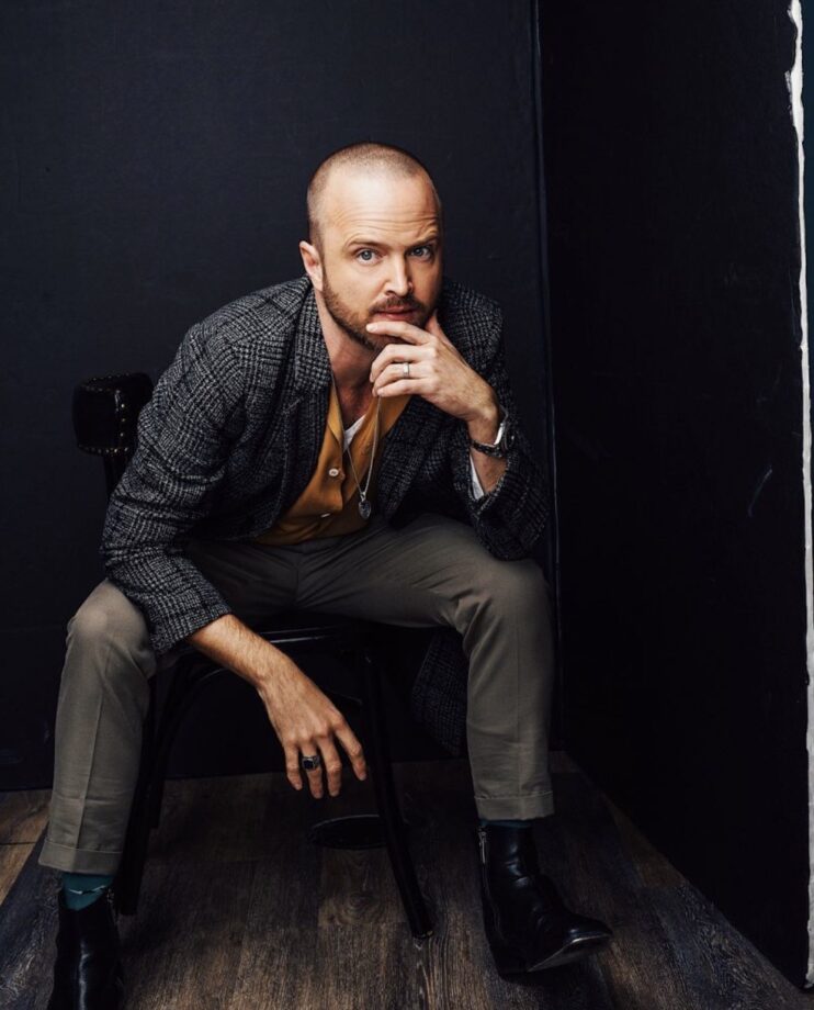 Which Looks Of Aaron Paul Would You Pick For Your Dashing Looks? - 3