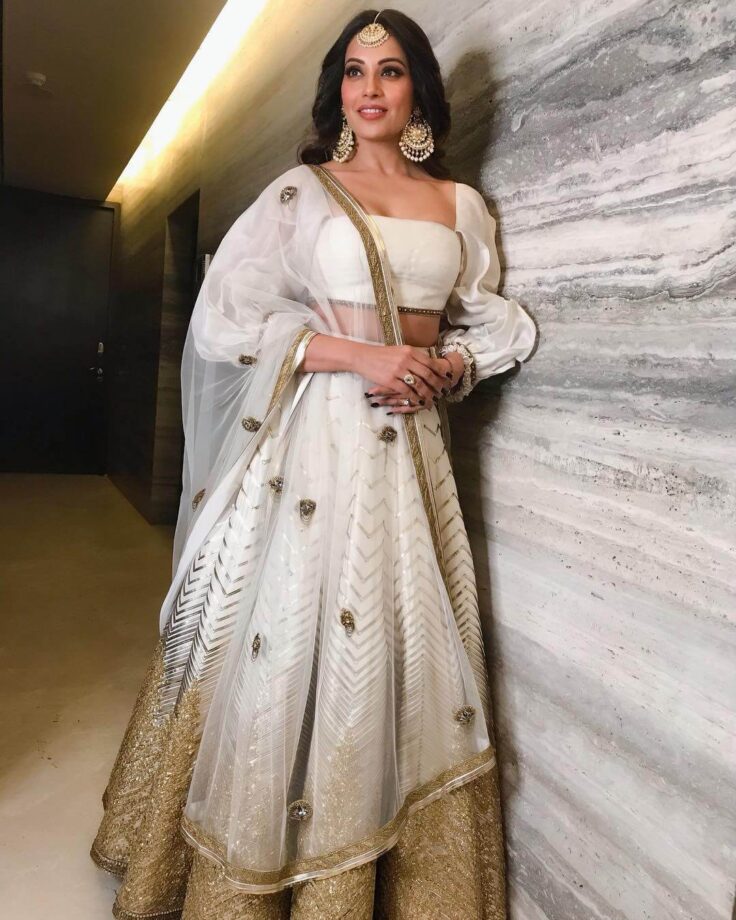 3 Times Bipasha Basu Left Netizens Awestruck With Her Statement Outfits - 1