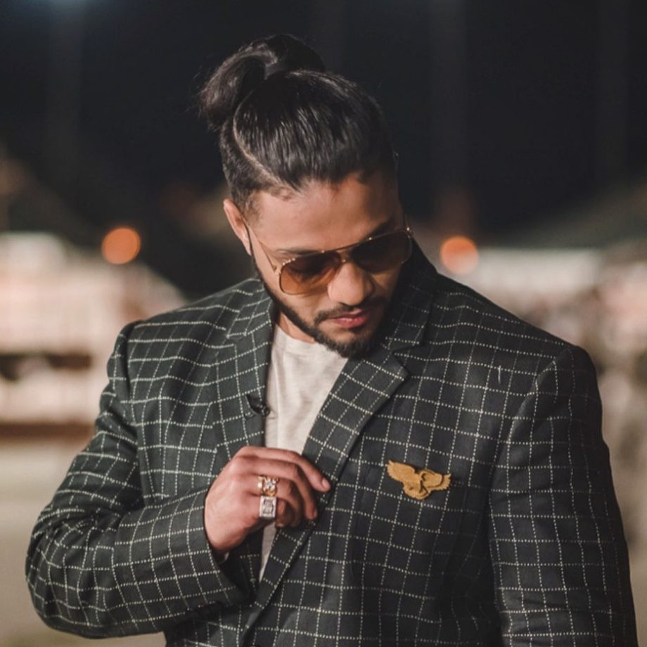 3 Times Raftaar Showed How To Style Your Hair With Suit Looks 837247