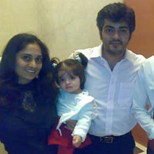 Ajith Kumar’s Unseen Pictures With Wife Will Make You Go, ‘Aww, So Cute’ - 4