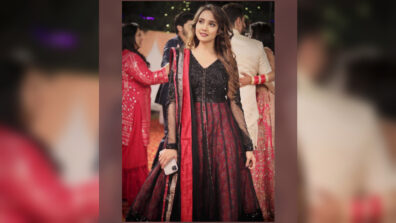 Anarkali disco chali: Ashi Singh rocks the ethnicity vibe in a super hot embellished ‘anarkali lehenga’, fans can’t stop crushing