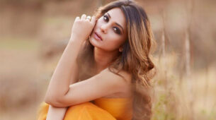 Sass It Up Like A High-End Fashionista, Just Like Jennifer Winget In Pink Pantsuit