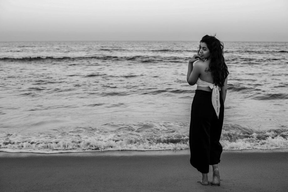 Beach Is Calling: Nikki Galrani’s Hot Beach Looks Is Raising Mercury Levels - 3