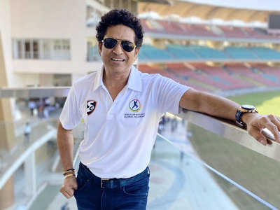 Best looks of Sachin Tendulkar in sunglasses 852409