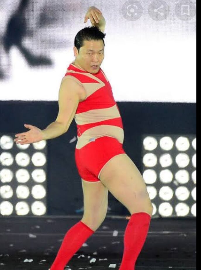 Beyonce Vs PSY: Who Wore The Short Red Jumpsuit Better? - 1