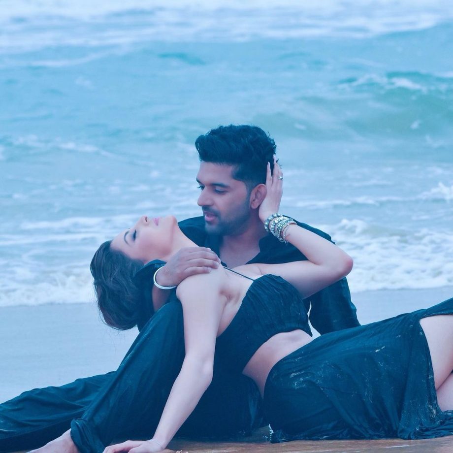 Did You See Urvashi Rautela With Guru Randhawa In All Black At A Beach, Go View Here 821538