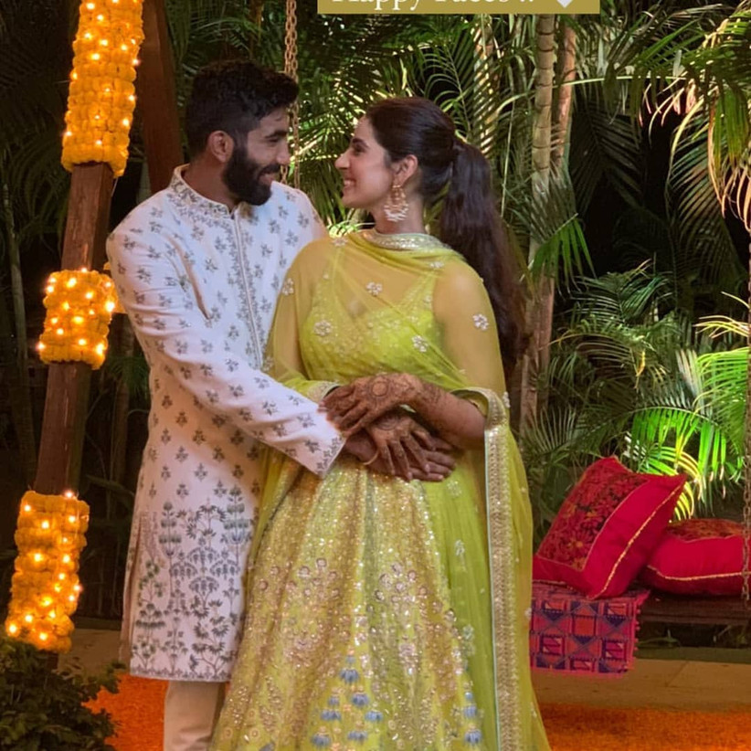 [New Love Birds In Town] Jasprit Bumrah & Sanjana Ganesan’s Most Romantic Unseen Photos Before Marriage That Went Viral - 0