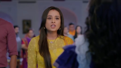 Saath Nibhaana Saathiya 2  Written Update S02 Ep 189 22nd May 2021: Gehna throws Radhika out of the house