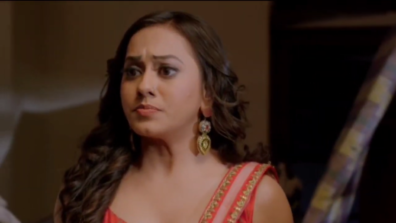 Saath Nibhaana Saathiya 2  Written Update S02 Ep181 13th May 2021: Radhika locks Gehna in a cupboard