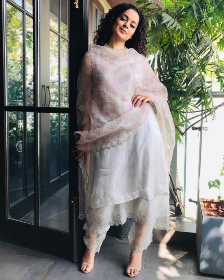 Simple Is Beautiful: 3 Times Kangana Ranaut Rocked In A Simple Salwaar Kameez - 0