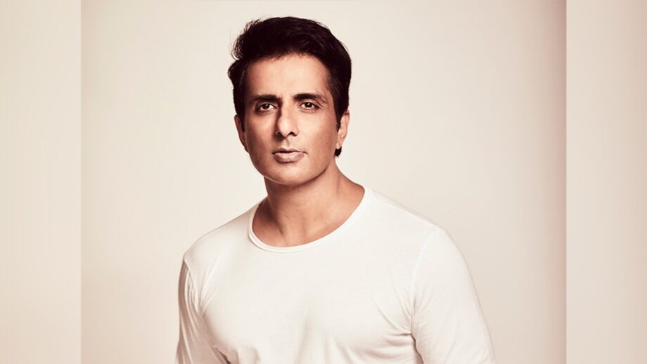 Sonu Sood:The Messiah For NRI Children 389182