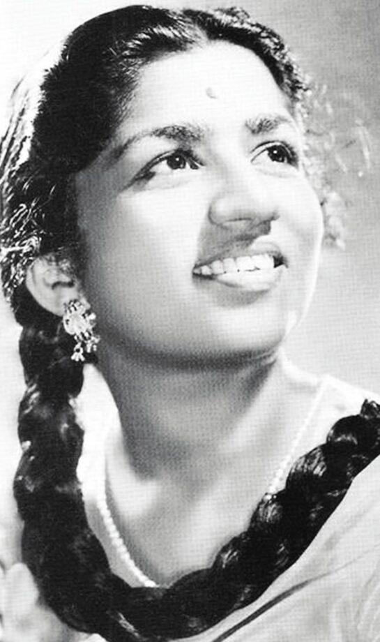 Unseen Old Pictures Of Phenomenal Singer Lata Mangeshkar: The Evergreen Beauty - 0