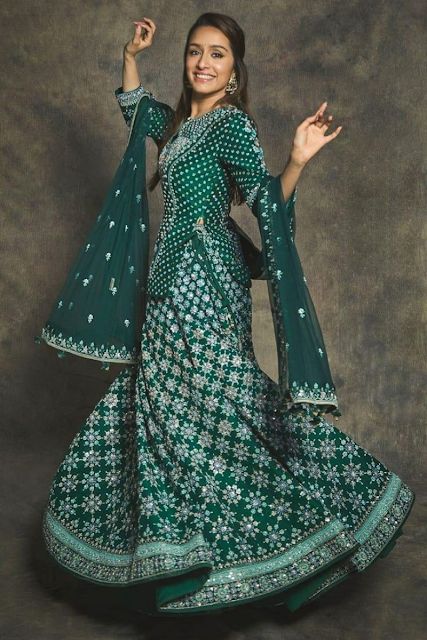 When Elegance Meets Perfection: Shraddha Kapoor In Anita Dongre’s Heavily Thread Embroidered Green Long Choli With Lehenga Looks Are Just Mesmerising - 1