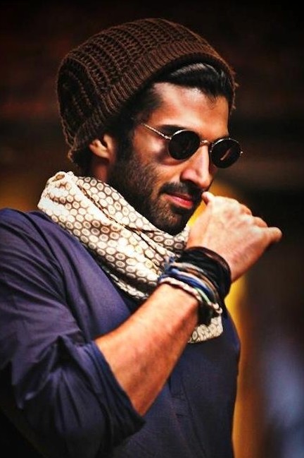 Vicky Kaushal Vs Aditya Roy Kapoor VS Ayushmann Khurrana: Which Heartthrob Rocked In Shades? - 2