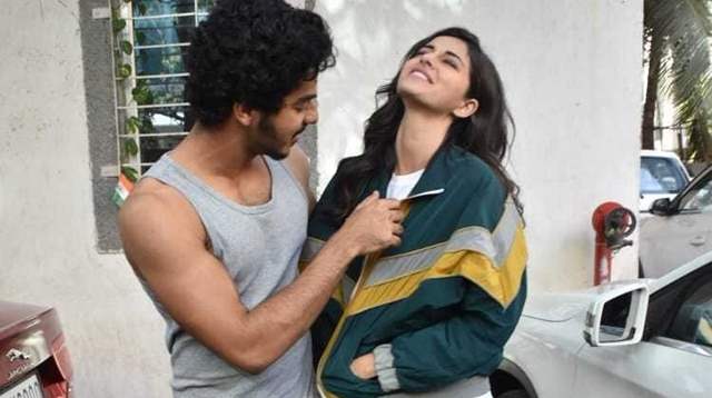 5 Times When Rumoured Couple Ishaan Khatter & Ananya Panday Were Clicked By Paparazzi In Their Candid Moment, Take A Looks - 3