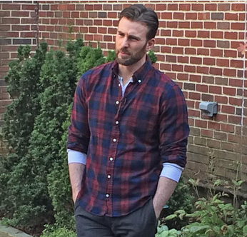 Chris Hemsworth & Chris Evans Shows Netizens How To Bling In Flannel Shirts - 0