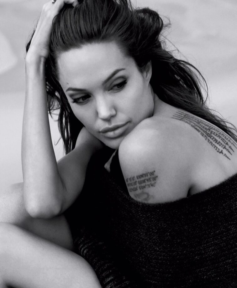 Hot Mom Angelina Jolie Looks Total Knockout In Her Latest Elle Photoshoot: See Pics - 4