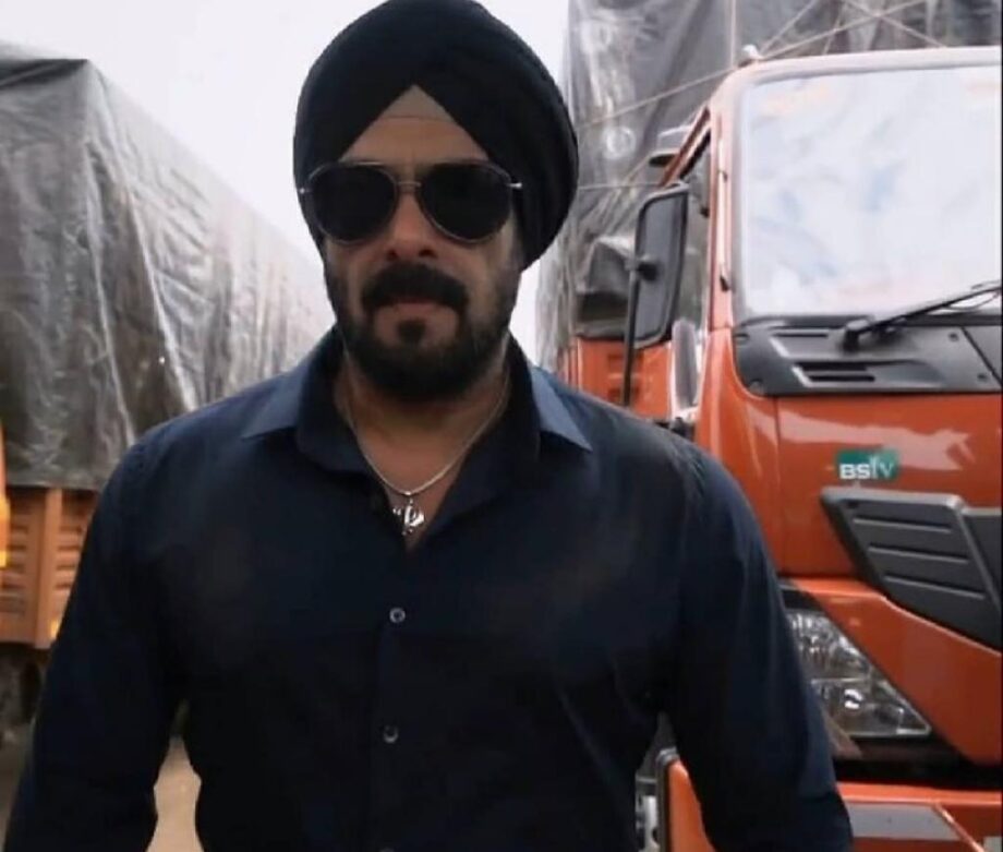 Balle Balle: Ajay Devgn, Salman Khan, And Varun Dhawan In Punjabi Look Is Stunning - 1