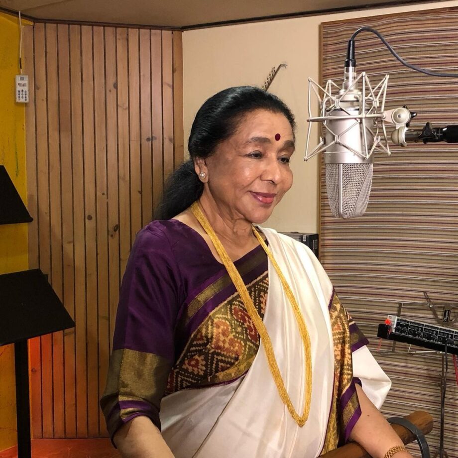 Best Sarees Of Asha Bhosle From Her Instagram Handle Are Here: Pictures Here - 1