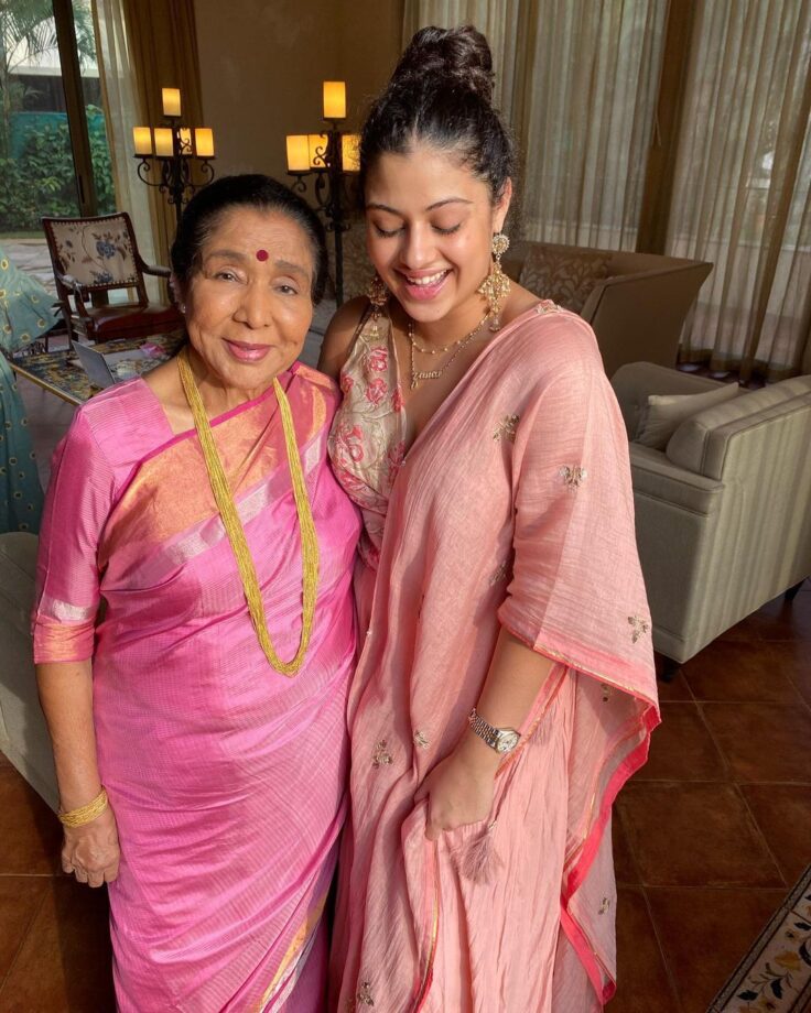 Best Sarees Of Asha Bhosle From Her Instagram Handle Are Here: Pictures Here - 4