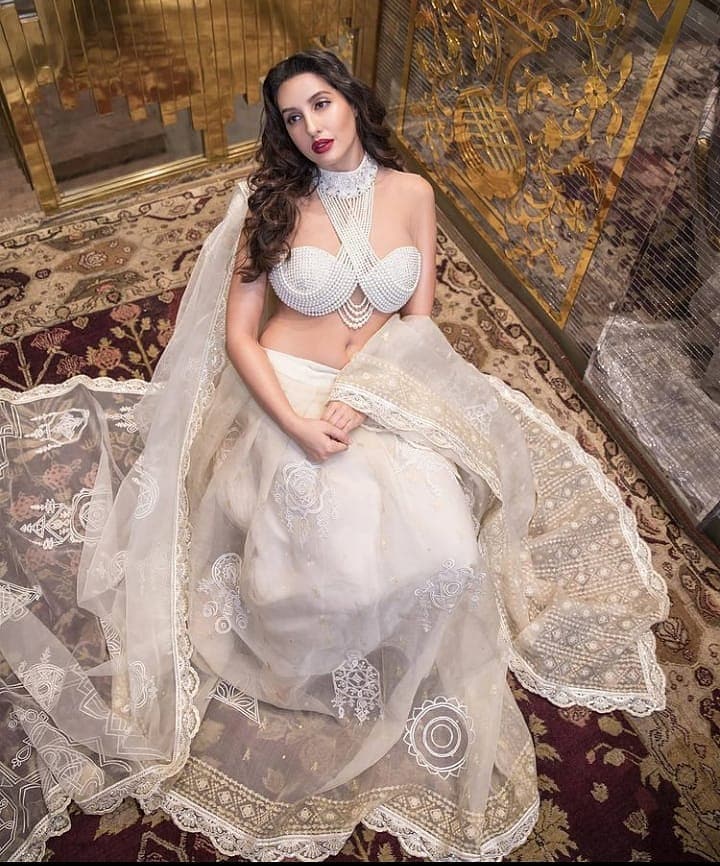 Bow To The Queen: Nora Fatehi’s Most Majestic & Royal Looks - 1