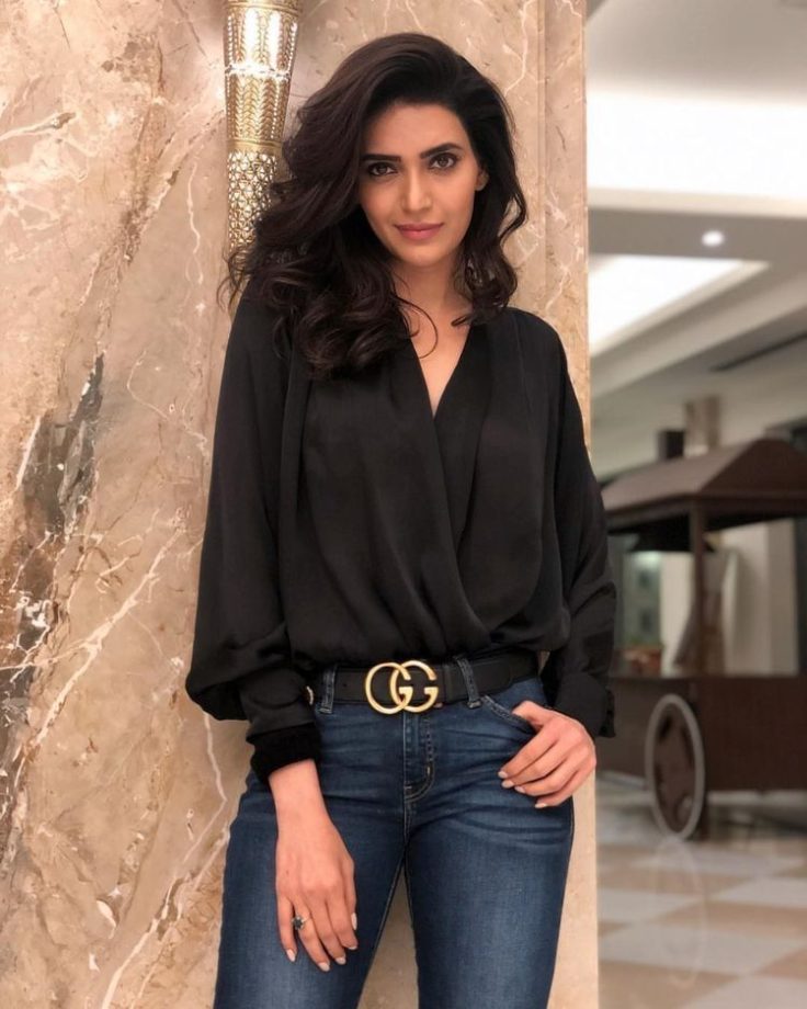 Escape The Ordinary With Karishma Tanna: 5 Times She Stabbed Our Hearts With Her Unique Looks 854571