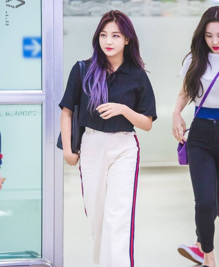 Ever Wondered How Twice Girls Look Without Makeup: See Pictures Here - 2