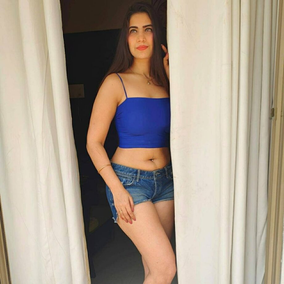 Gandii Baat Actress Jolly Bhatia’s Boldest Belly Curve Navel Moments That Made Us Crush On Her - 5