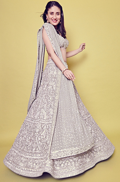 Guess Who Made A Way To Our Hearts With Their Statement Monotone Lehengas: Kareena Kapoor & Kiara Advani - 1