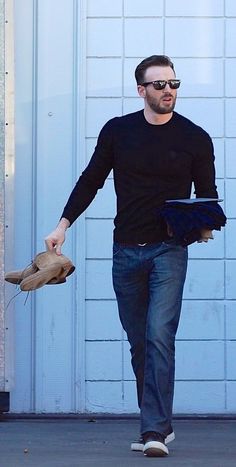Have A Brunch Date To Attend: Take Inspiration From Chris Evans And Henry Cavill - 2
