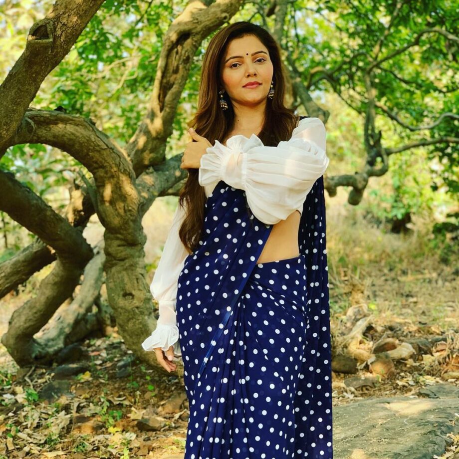 Trendy Blouse Designs Of Rubina Dilaik Is Best For A Festive Season, Take Cues - 6