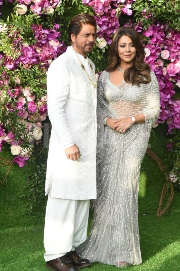 Jodi No.1: Shah Rukh Khan & Gauri Khan Always Know How To Style Like A Modish Couple - 2