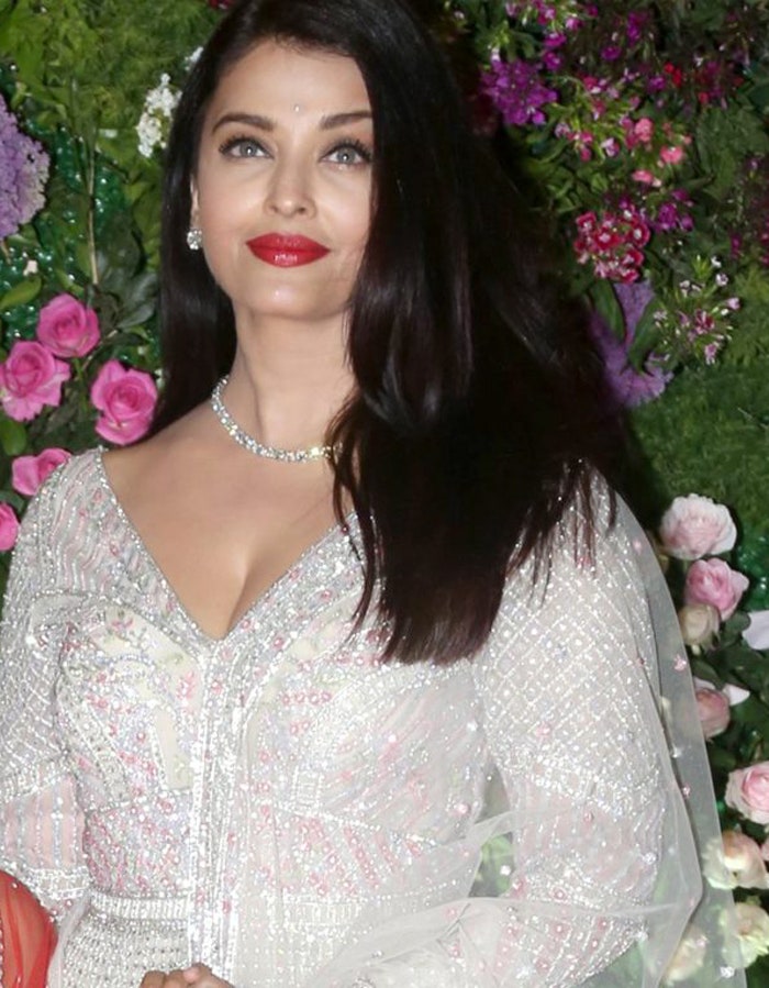 Kiara Advani To Aishwarya Rai’s Diamond Jewellery Collection Is As Rare As The Divas - 2